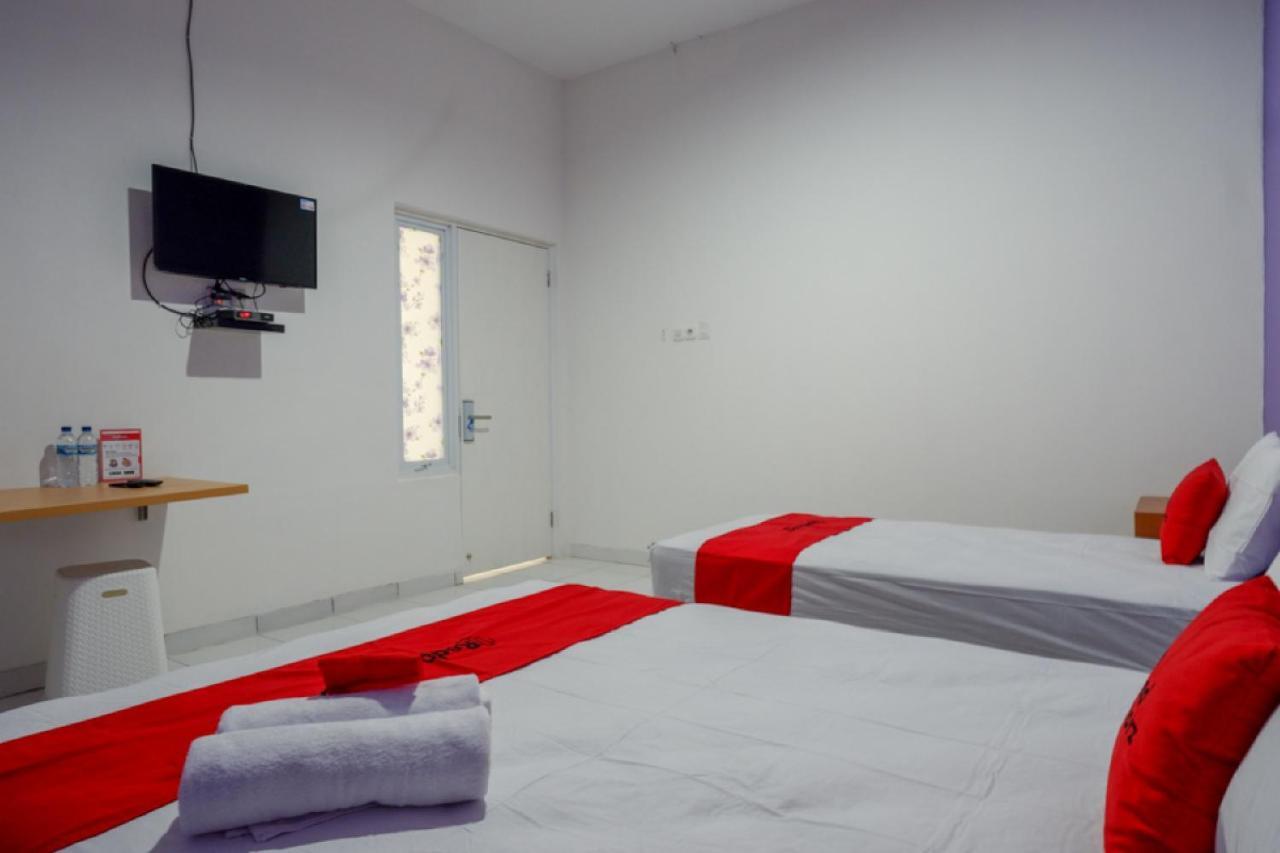 Reddoorz Near Alun Alun Kaliwungu Kendal Hotel Brangsong Eksteriør billede